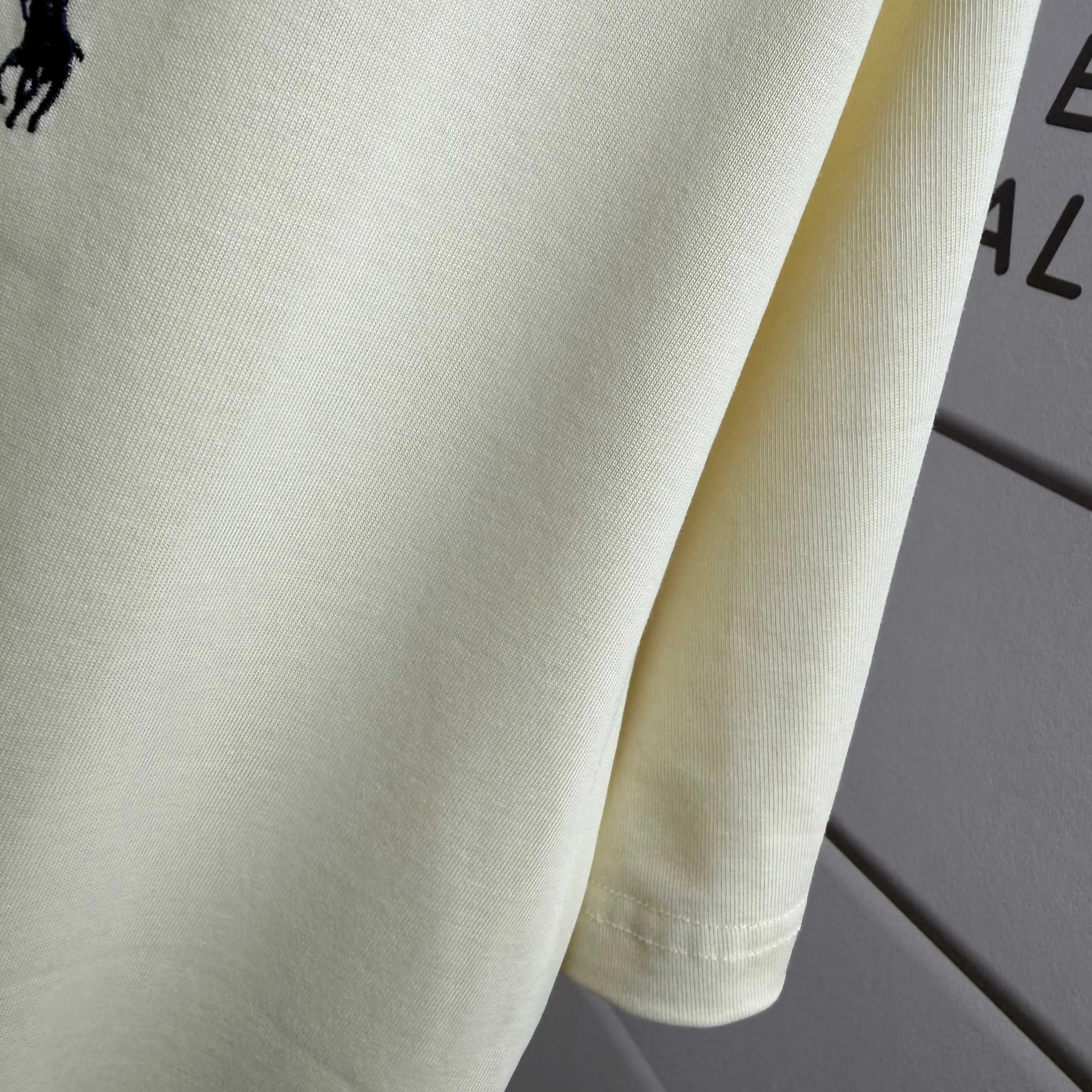 # 90 Polo* * 2026 New Arrival t Classic Same Style ：Black White Red Gray Size： S （90-130 ） M （120-150 ） L （140-165 ） XL （160-180 ） XXL （180 ）